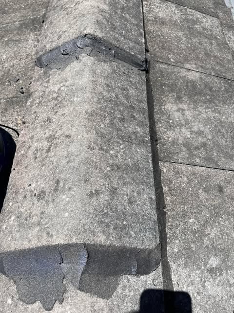 Cracked ridge capping before repair